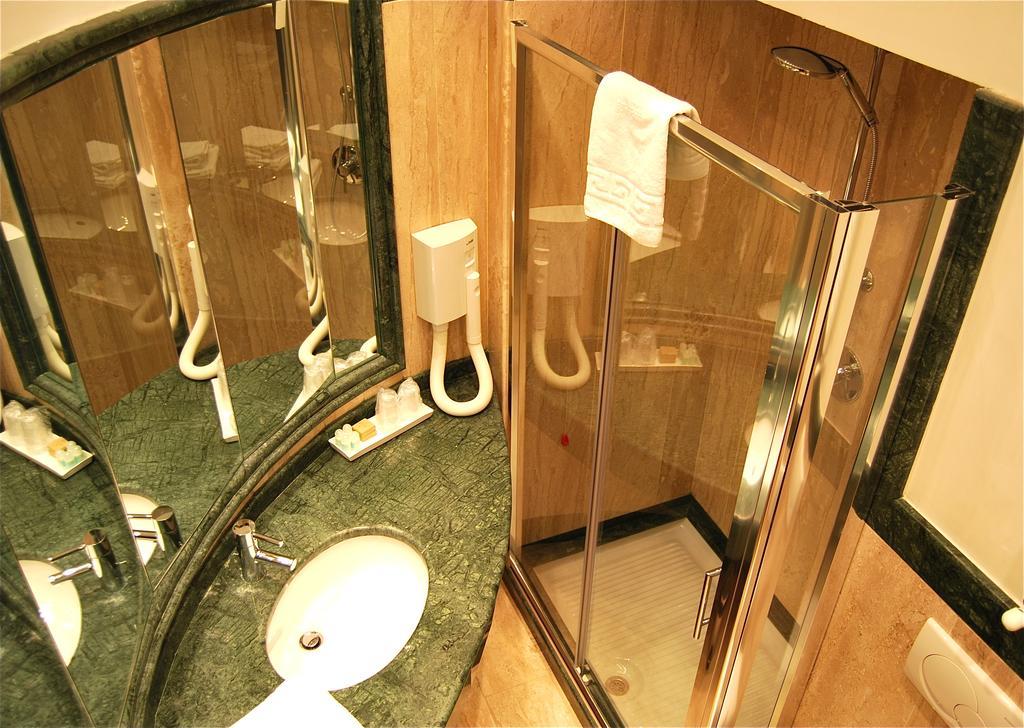 רומא Luxury Ludovisi Rooms מראה חיצוני תמונה